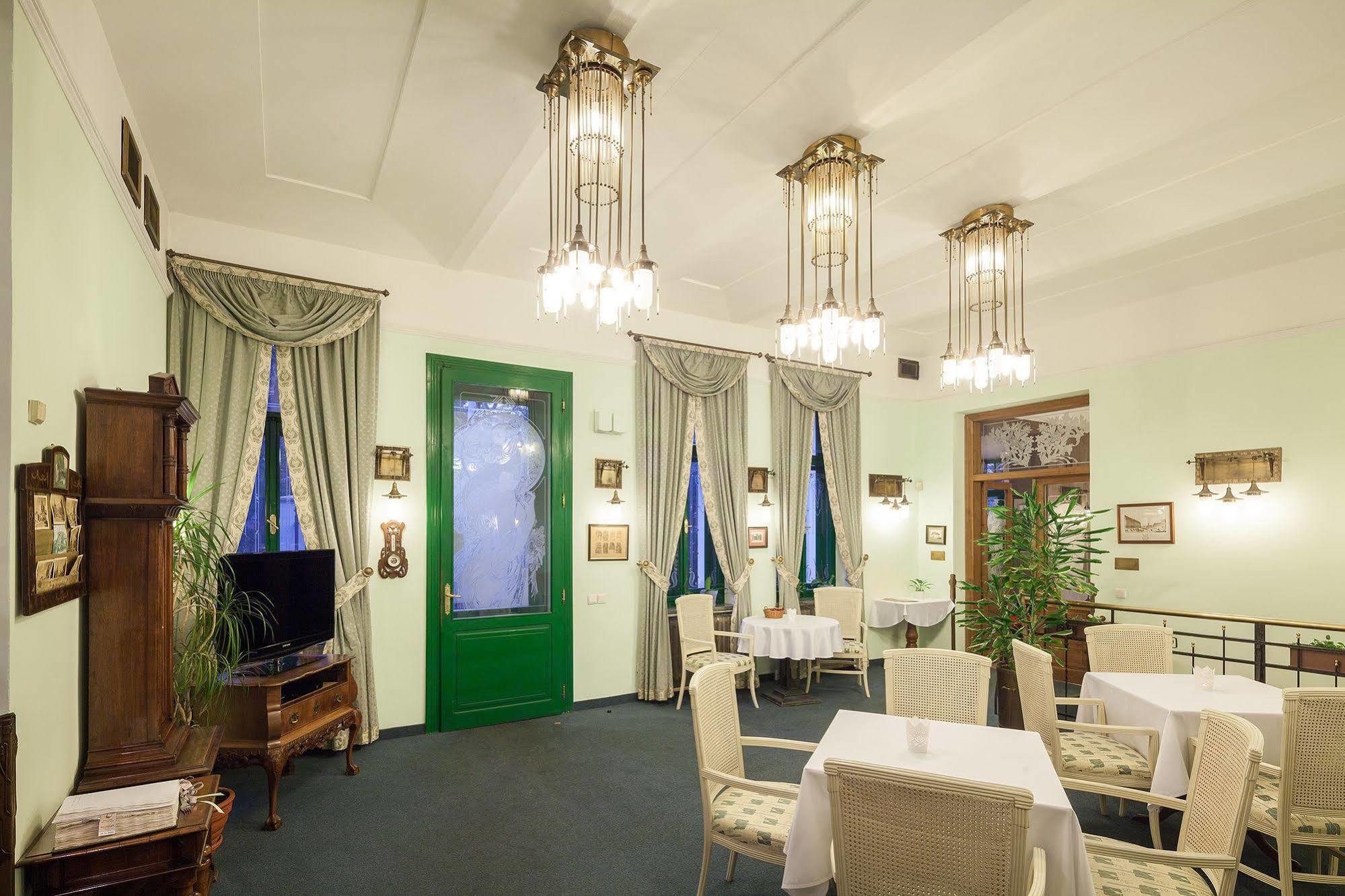 Villa Voyta ปราก ภายนอก รูปภาพ